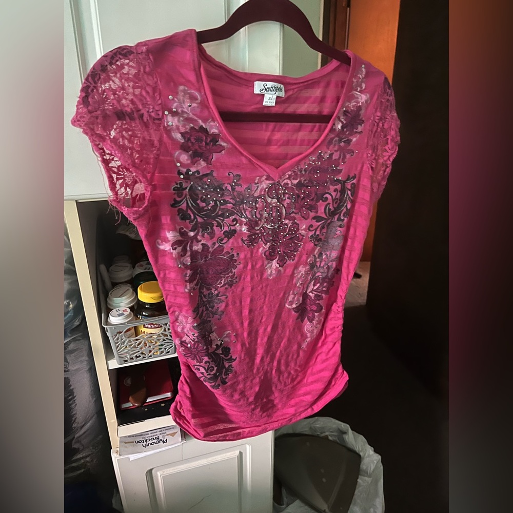 South Pole hot pink tee lightly worn overall good shape size XL